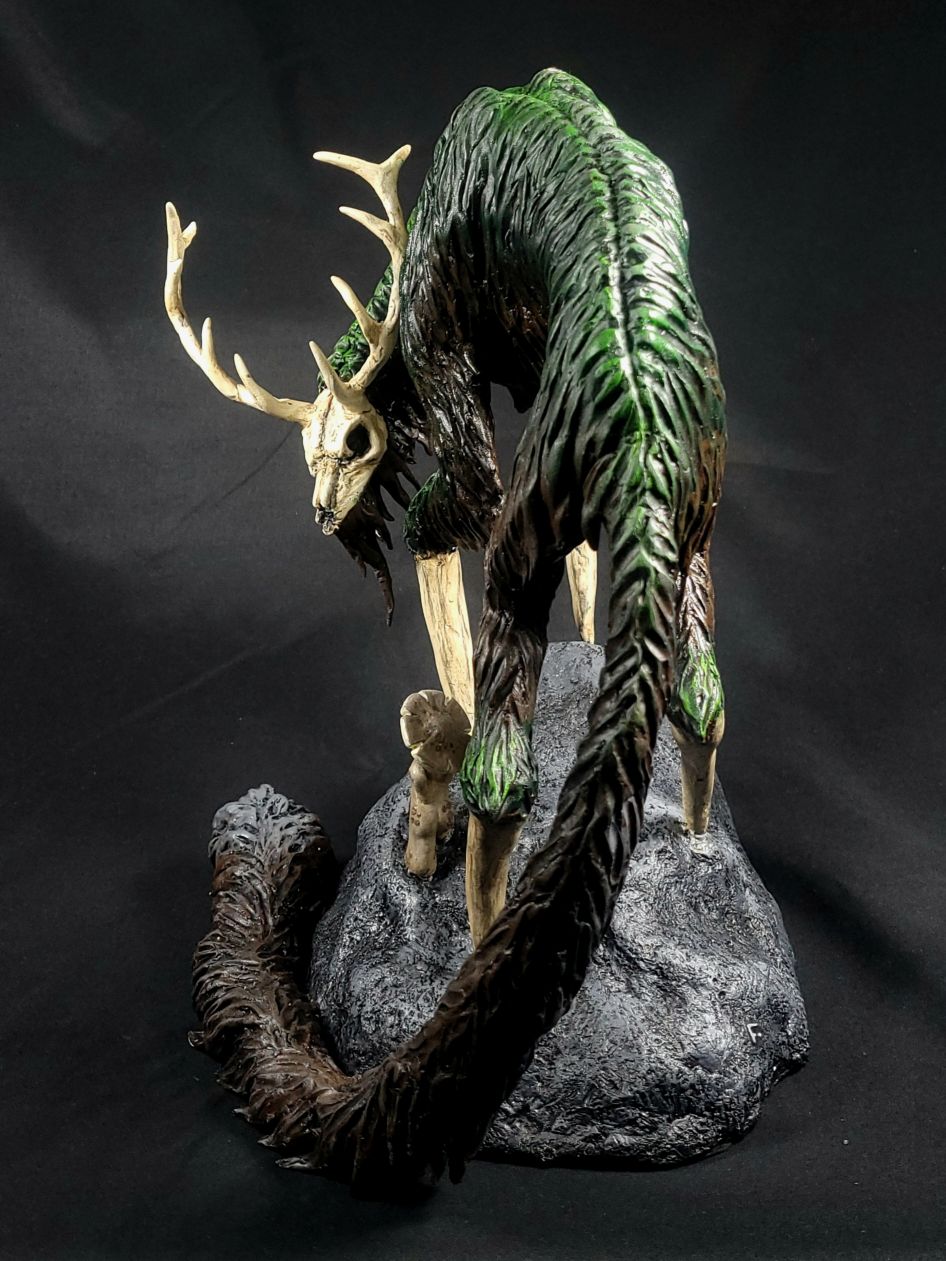 The Elder and the Skuldeer - Master Sculpture