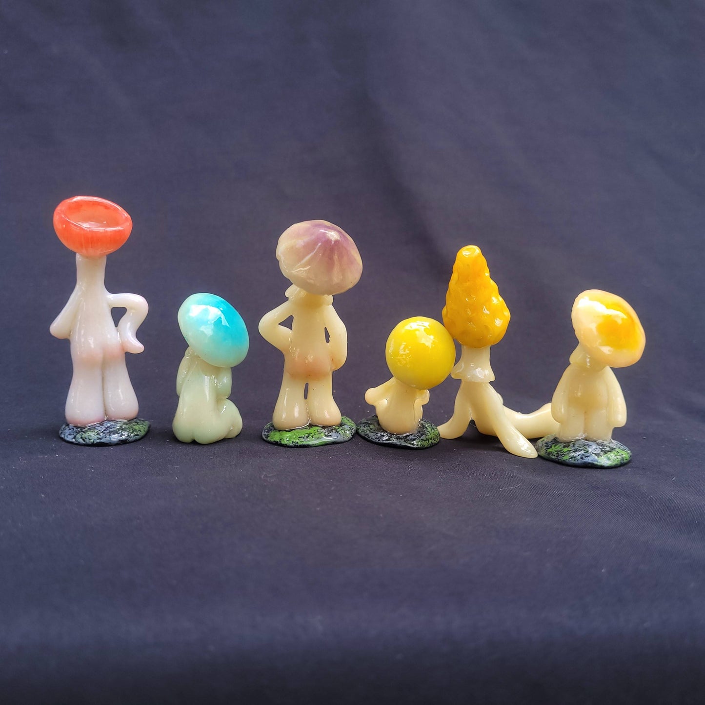 Glowing Shroomen - Green (Varied)