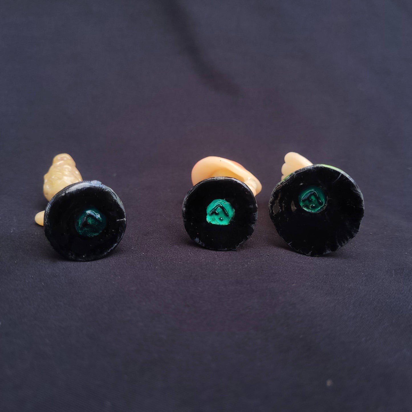 Glowing Shroomen - Green (Varied)