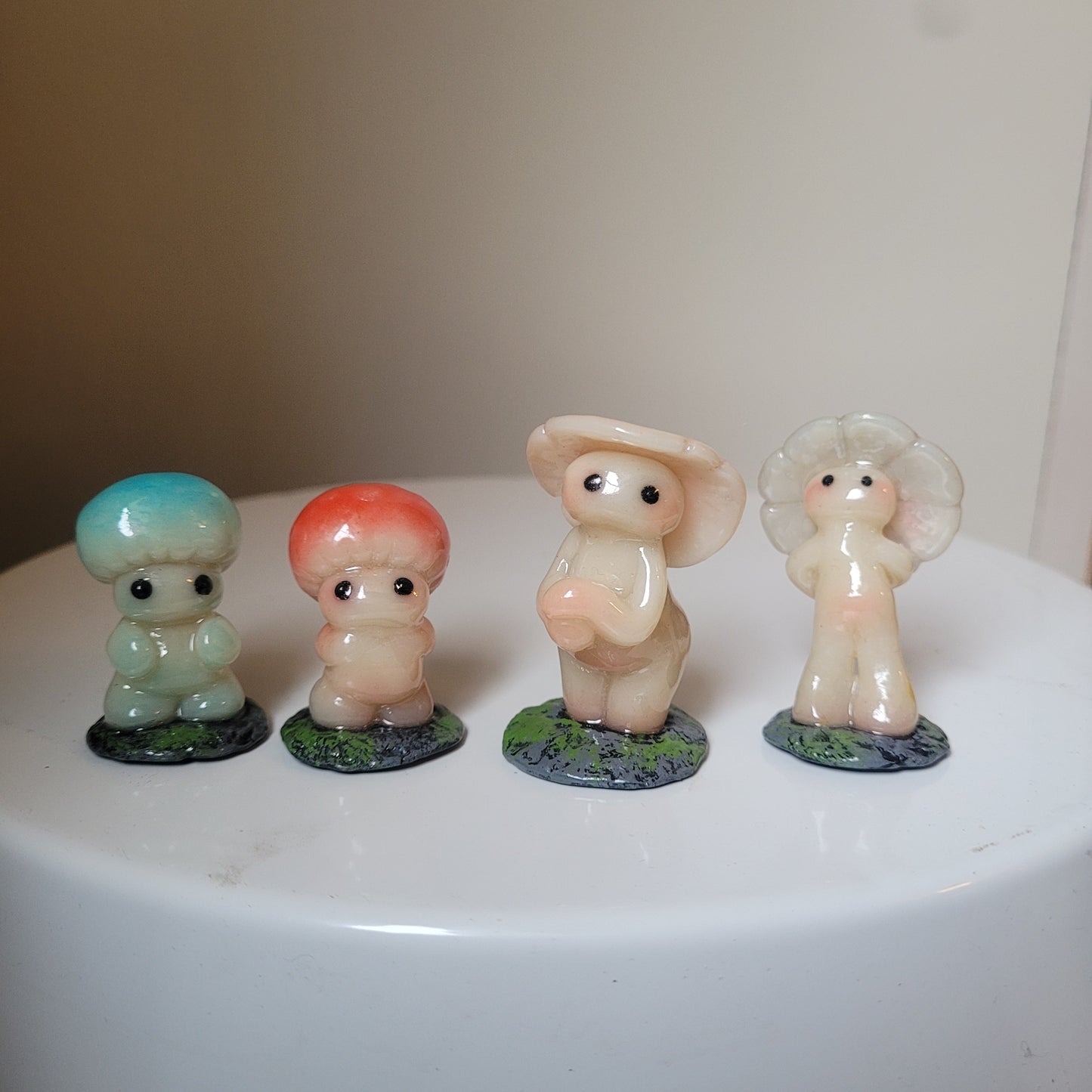 Glowing Shroomen - Green